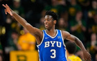 NBA新星AJ·迪班萨自信表态：有望效仿文班亚马，迅速带领球队杀入季后赛并创造辉煌战绩
